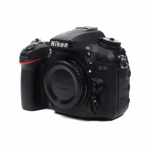 Used Nikon D7100 Body Only